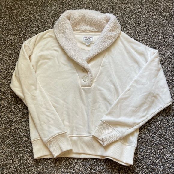 American Eagle Outfitters Tops - American eagle cream pullover fleece button front small
